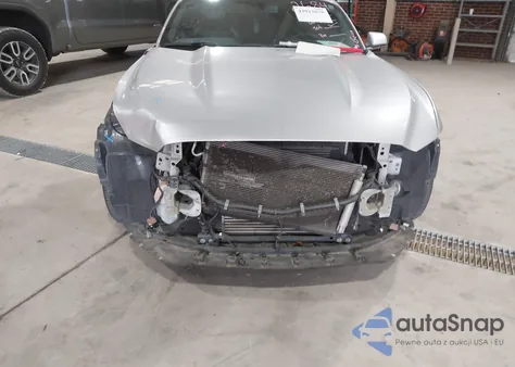 2017 Ford Mustang Ecoboost Premium z USA, uszkodzony, nr VIN 1FATP8UH3H5273123